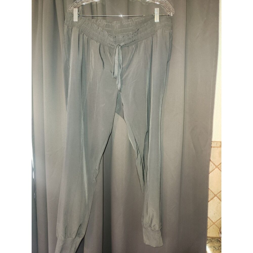 Time and Tru Maternity Gray Lounge Pants Size S Over Belly Sweatpants Joggers